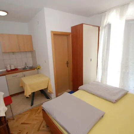 Apartment Danica Gradac (Split-Dalmatia)