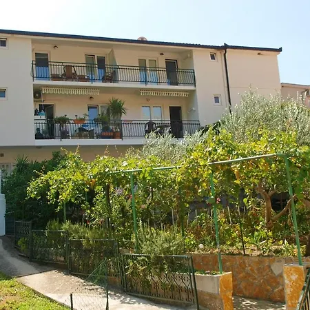 Danica Apartment